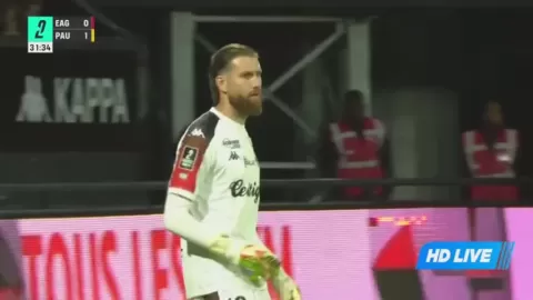 Poster siaran Guingamp VS Pau FC