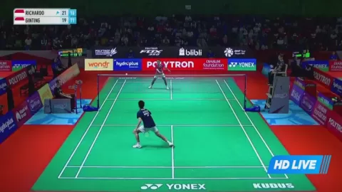 Poster siaran R.Richardo VS Ginting, Anthony